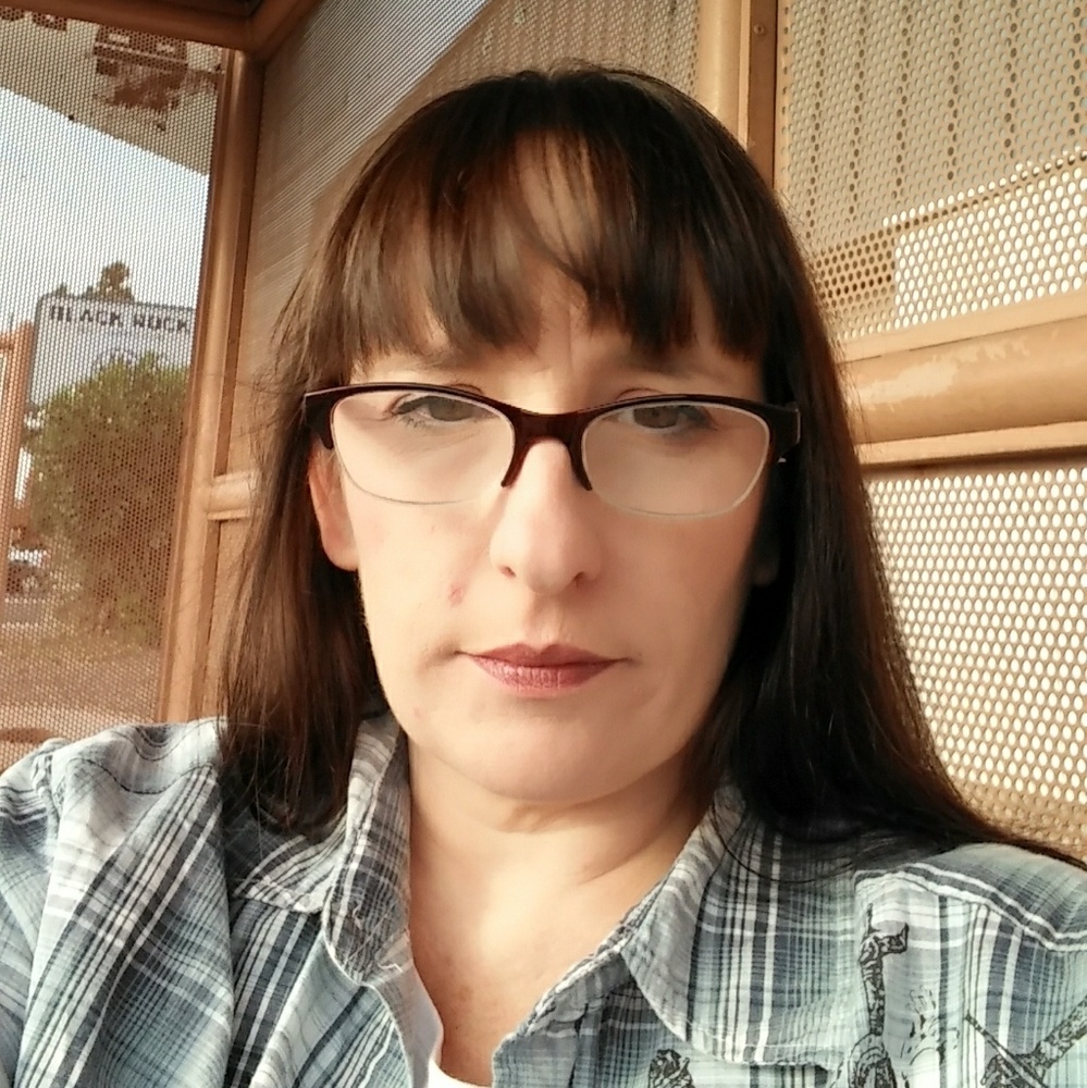 Meet your Posher, Danelle